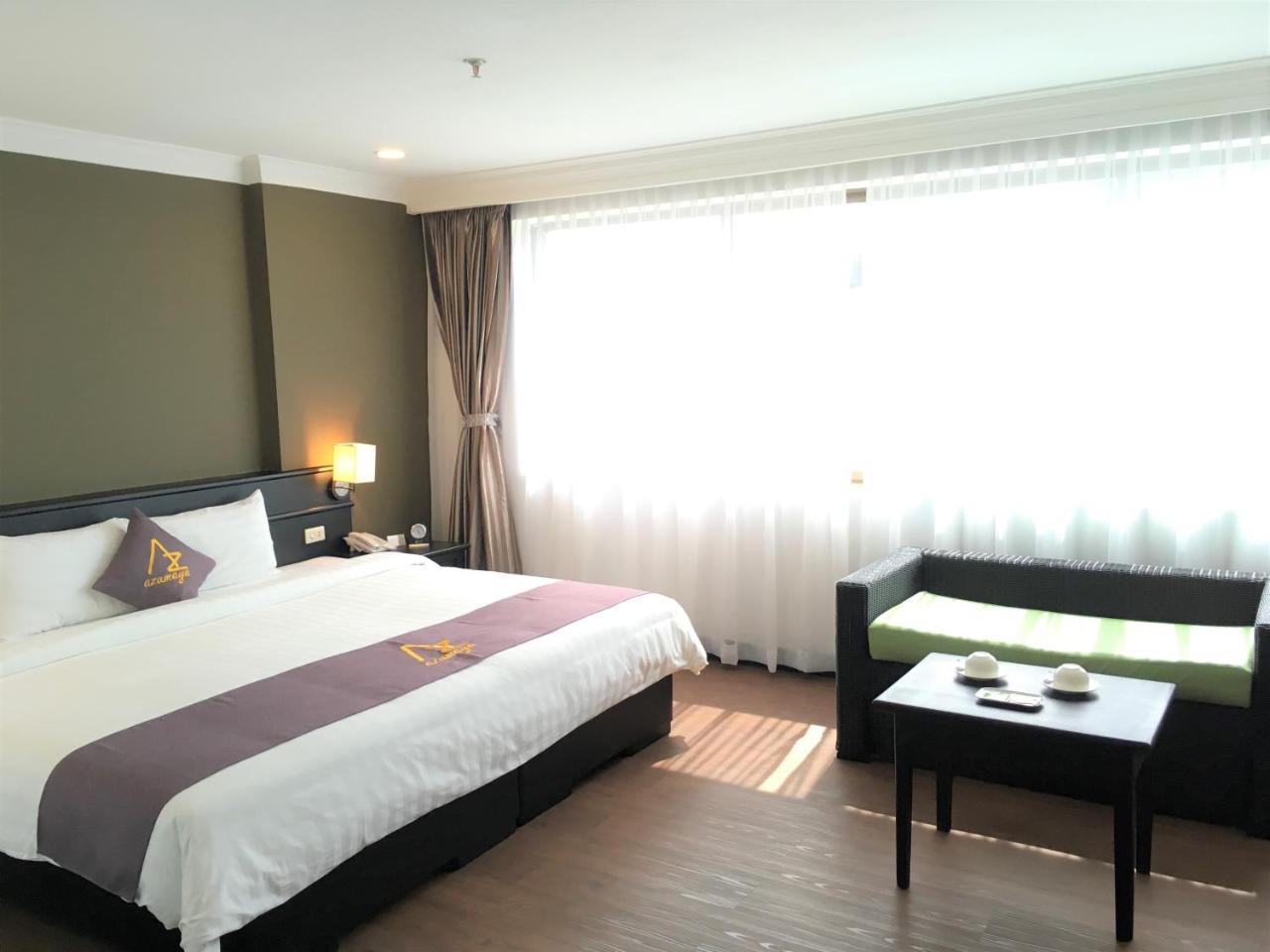 Azumaya Hotel Phnom Penh Zewnętrze zdjęcie
